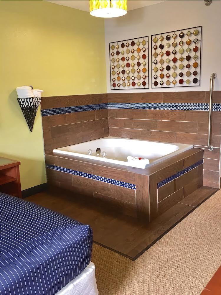 Days Inn By Wyndham Great Lakes Naval Base North Chicago Kültér fotó