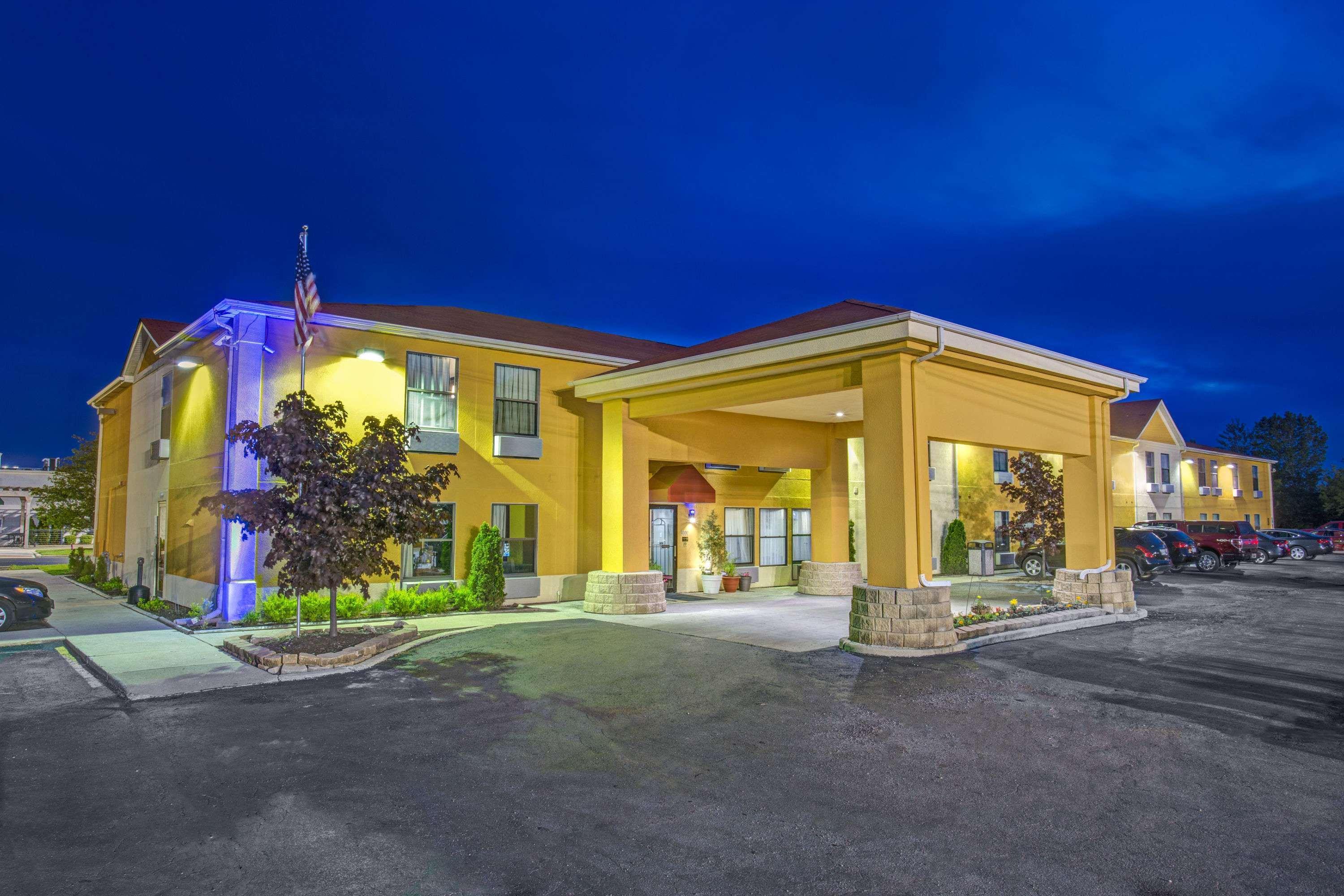 Days Inn By Wyndham Great Lakes Naval Base North Chicago Kültér fotó