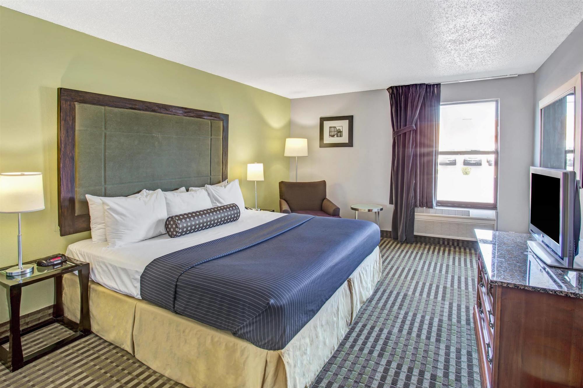 Days Inn By Wyndham Great Lakes Naval Base North Chicago Kültér fotó